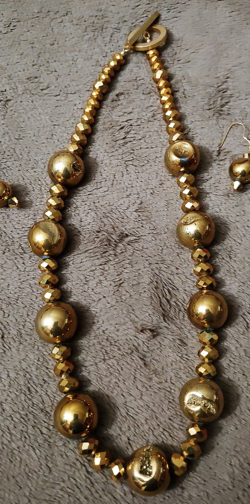 Necklace & earrings set